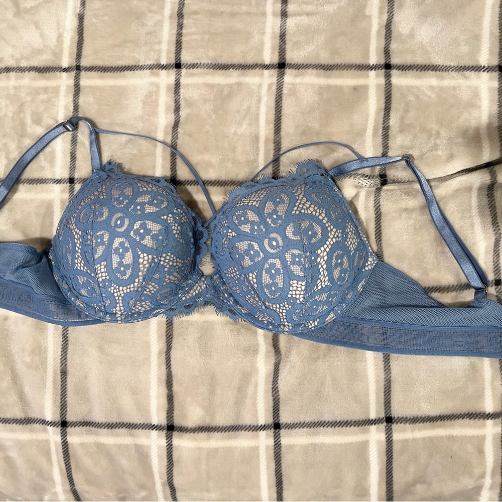 Victoria’s Secret Bombshell Bra